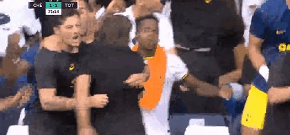 1660496621679063091.gif che tot 13.gif